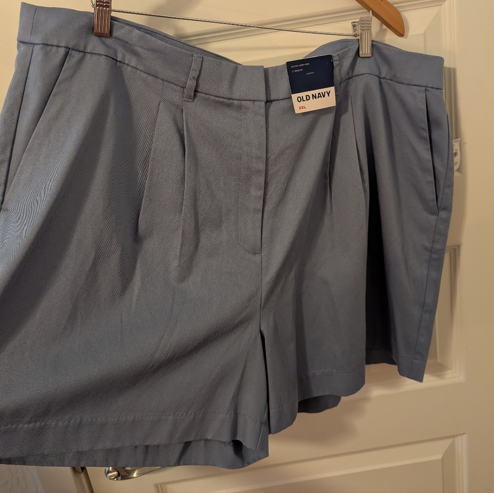 OLD NAVY Shorts in Light Blue Pleat Front High Rise 5 in Inseam Plus Size XXL - Picture 2 of 13